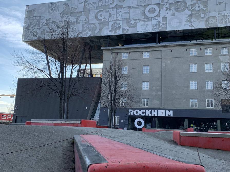 348A5FAE-F56B-4AF9-AAA4-3C6709C11168